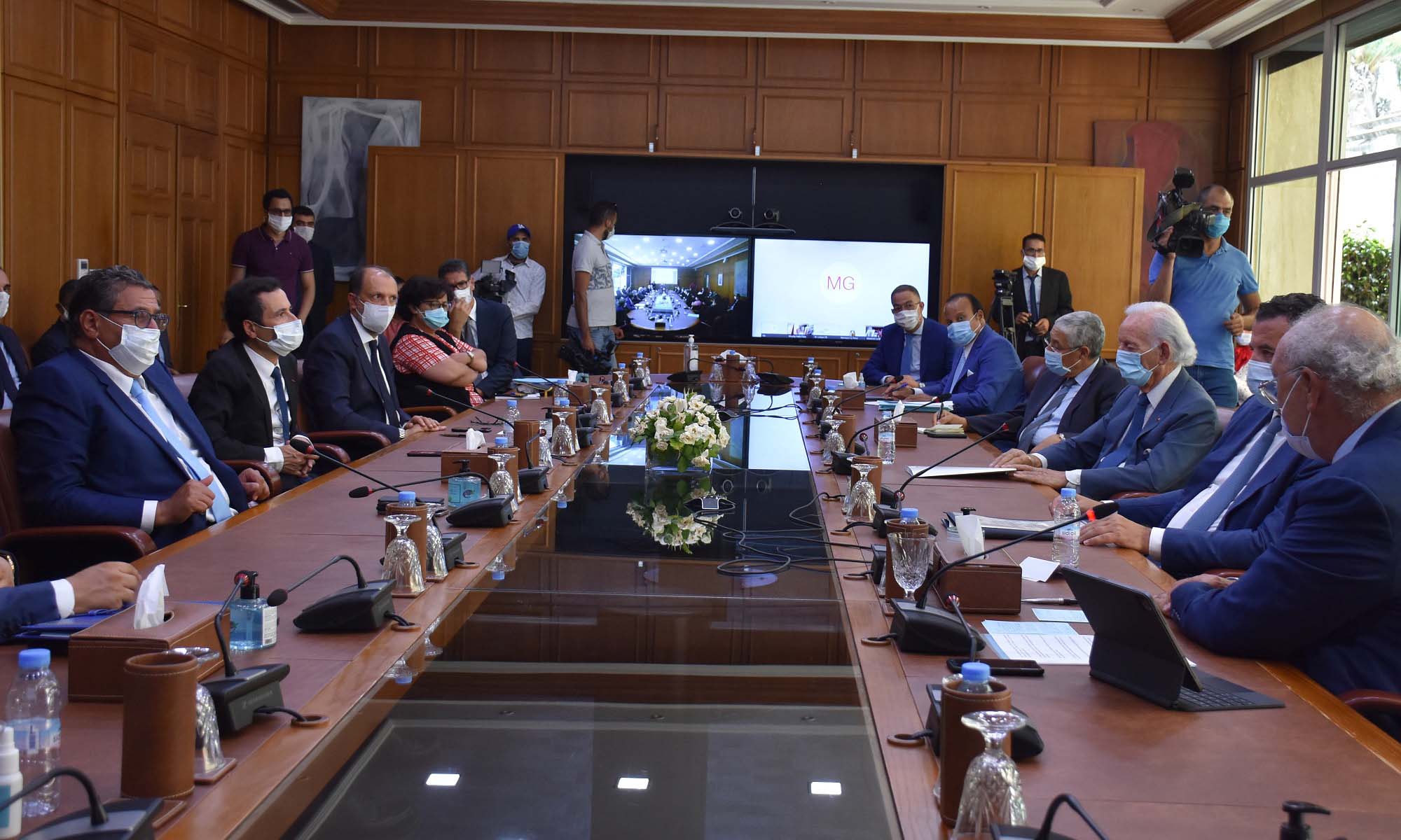 Signature du pacte pour la relance économique et l’emploi et du contrat-programme sur le tourisme