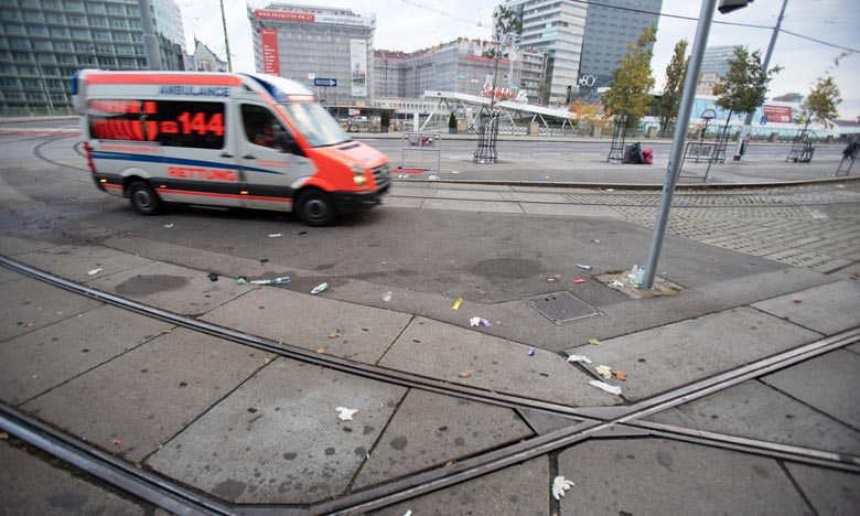 Fusillades à Vienne: Une 4e victime meurt des suites de ses blessures  