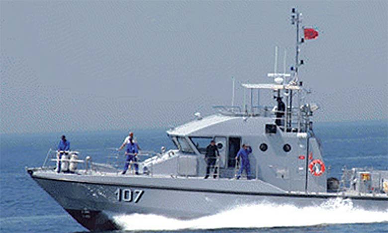 La Marine Royale porte assistance à 43 Subsahariens au large de Laâyoune