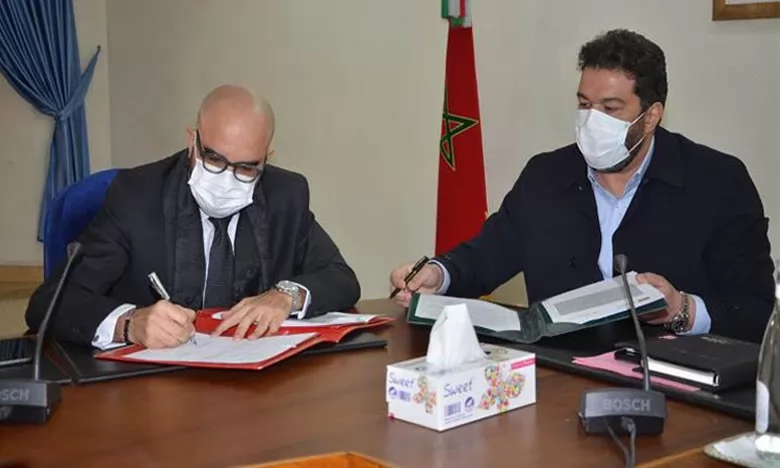 Cette convention intervient suite à des accords similaires signés entre le Groupe Attijariwafa Bank et les CCIS de Rabat, Marrakech et Casablanca. Ph : MAP 
