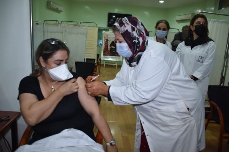  Covid-19: Début de la vaccination des professionnels de la Santé à Casablanca