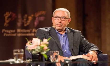 Le poète marocain Mohamed Achaâri remporte le prix international de poésie Argana 2020