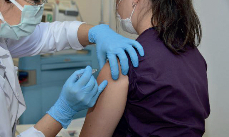 Le personnel de l’enseignement reçoit  la première dose du vaccin