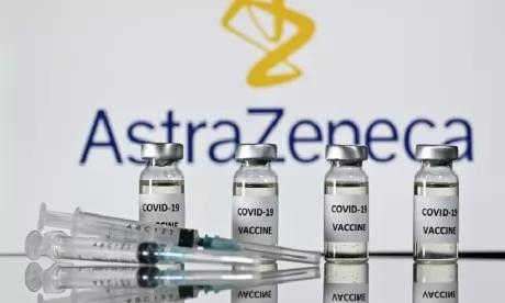Les personnes âgées de 65 ans et plus peuvent utiliser le vaccin AstraZeneca