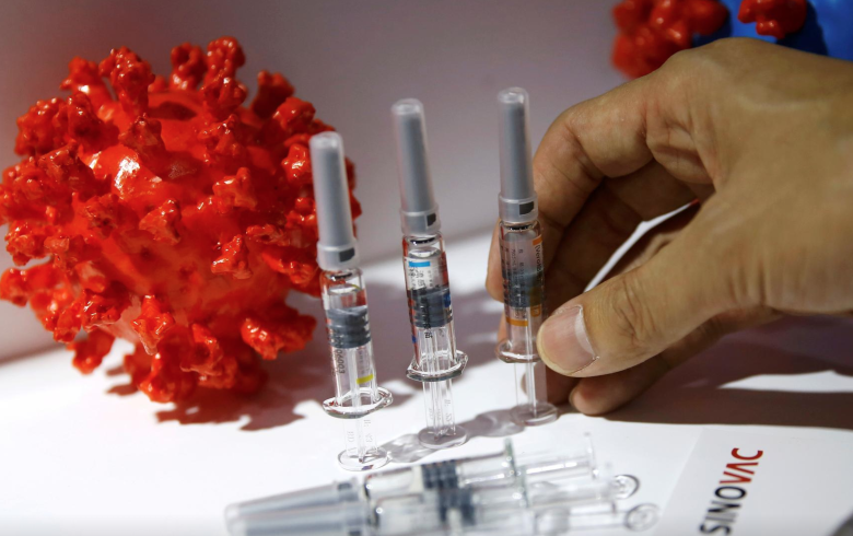 Covid-19 : Singapour reçoit le premier lot du vaccin chinois Sinovac 