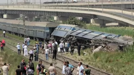 Égypte: 32 morts et 66 blessés dans la collision entre deux trains dans le sud du pays