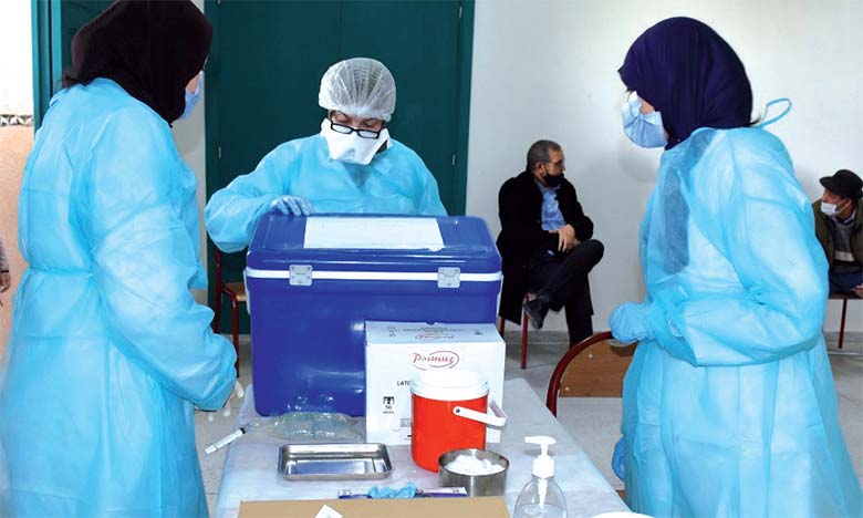 Ministère de la Santé : Aucune relation n’est établie entre l’utilisation du vaccin AstraZeneca et la survenue d’accidents thromboemboliques au Maroc