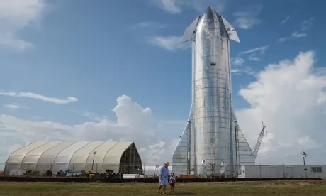SpaceX se prépare pour un possible nouvel essai lundi de sa fusée Starship