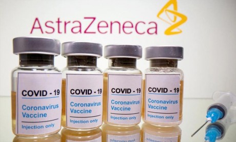 Covid-19 : l'Espagne élève à 65 ans l'âge maximum pour le vaccin d'AstraZeneca