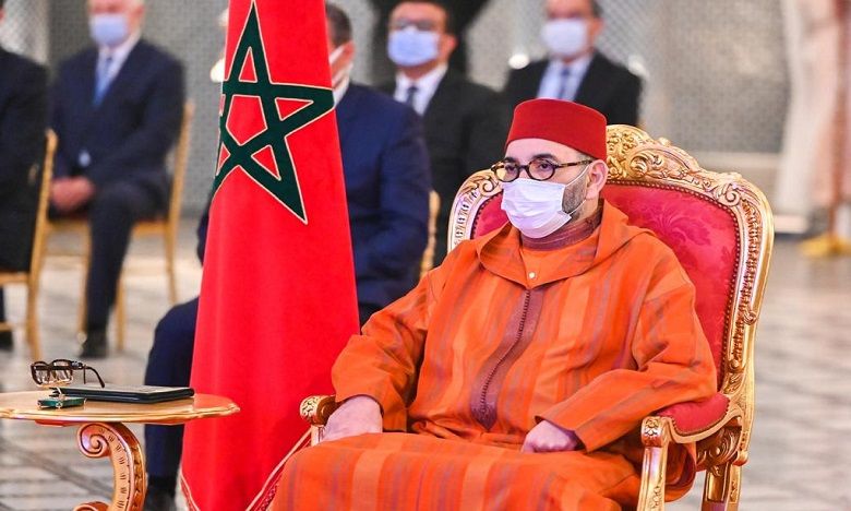 Sa Majesté le Roi Mohammed VI préside au Palais Royal de Fès, la cérémonie de lancement de la mise en oeuvre du projet de généralisation de la protection sociale et de signature des premières conventions y afférentes
