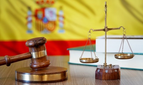 La justice espagnole rouvre un dossier pour crimes contre l'humanité visant le chef du "polisario"