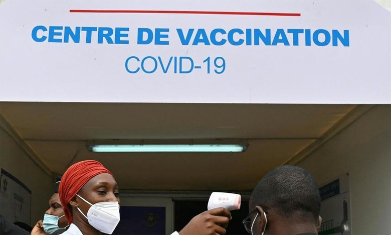 Le Niger accorde un «prêt» de 100.000 doses de vaccins à la Côte d’Ivoire
