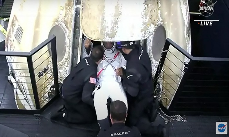 Retour sur Terre du vaisseau SpaceX avec les astronautes de l'ISS