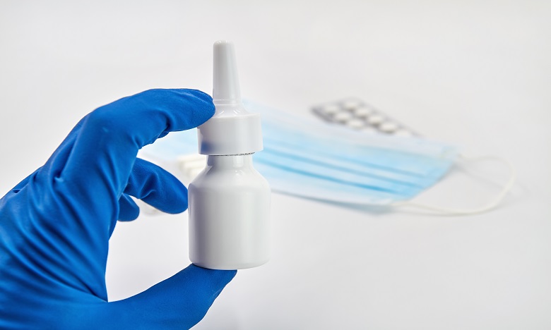 Covid-19: Les vaccins chinois par pulvérisation nasale en phase d'essais cliniques