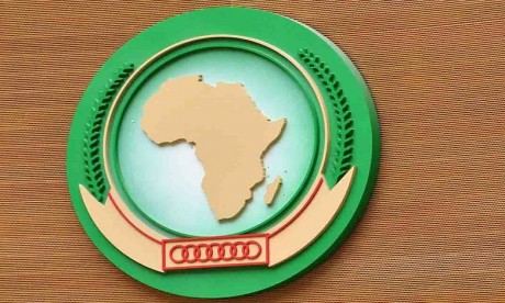 L'Union africaine suspend le Mali après un second coup d'Etat