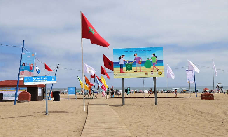 La plage de Bouznika arbore le Pavillon bleu pour la 15e année consécutive