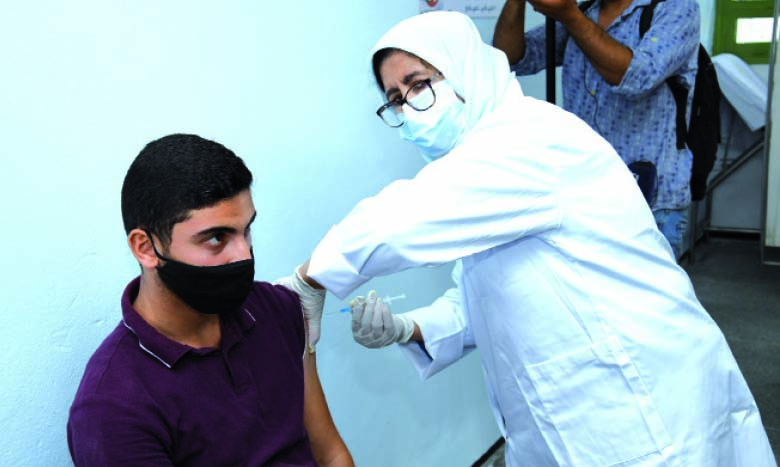 Dr Tayeb Hamdi : Ces études ne remettent pas en question la décision du Maroc  de vacciner les 12-17 ans