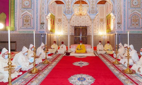 S.M. le Roi, Amir Al-Mouminine, célèbre une veillée religieuse en commémoration de l'Aïd Al-Mawlid Annabaoui Acharif
