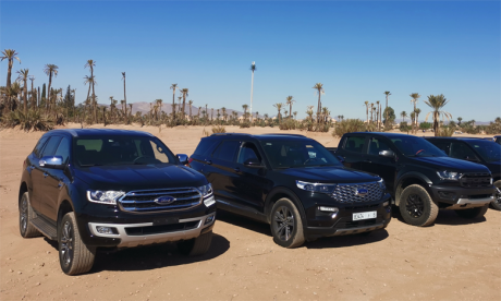Du Kuga (Voiture de l’Année 2021 au Maroc) aux Everest, Explorer, Raptor, Focus, Mustang et la nouvelle Fusion hybride, toute la gamme marocaine de Ford a pris part à la première édition du «Friends of Ford Driving Experience».