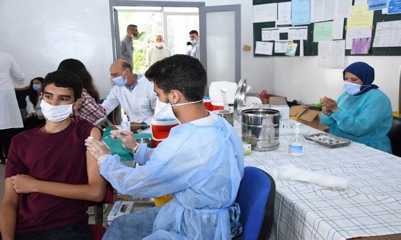 Covid-19 : Au rythme de 17.000 vaccinations par jour, le Maroc n’atteindrait son immunité collective qu'en août-septembre 2022