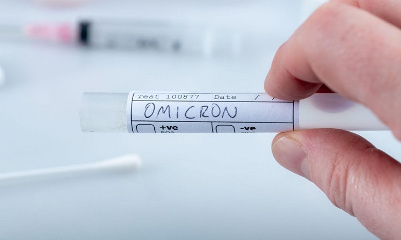 Le risque présenté par Omicron reste "très élevé" selon l'OMS
