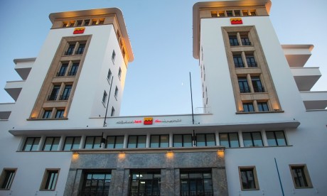 Patrimoine : la façade du bâtiment Lahrizi réhabilitée par Attijariwafa bank