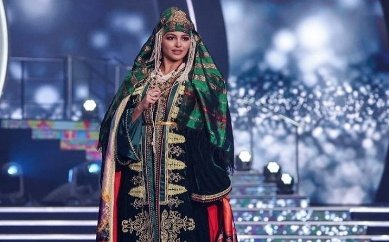 Concours Miss Univers : Kawtar Benhalima habillée par Samira Hadouchi 