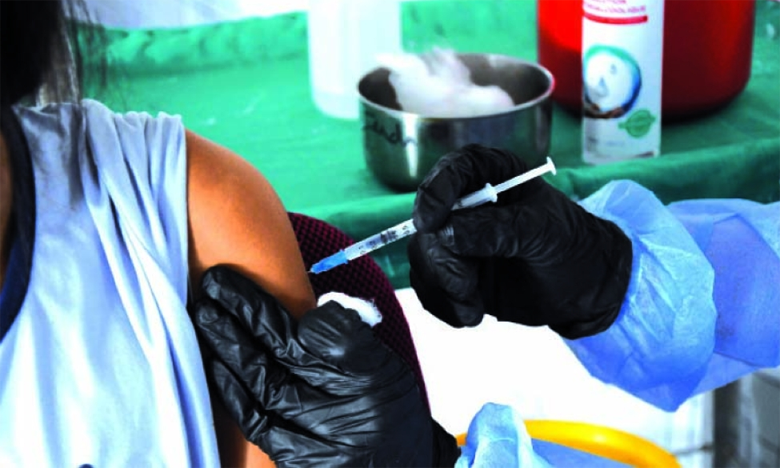 Omicron : le comité scientifique rediscutera de la vaccination des 5-11 ans