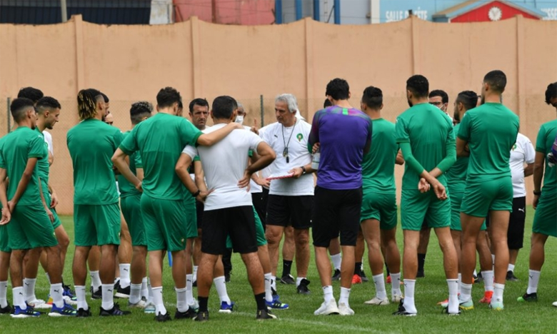 Coach Vahid entretient volontiers le flou autour de la composition de l'équipe et la formation n'est connue qu'une à deux heures avant chaque match. Ph. FRMF