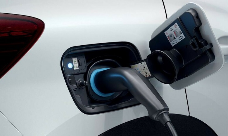 Voitures électriques : Renault-Nissan-Mitsubishi Motors investiront 23 milliards d'euros sur 5 ans