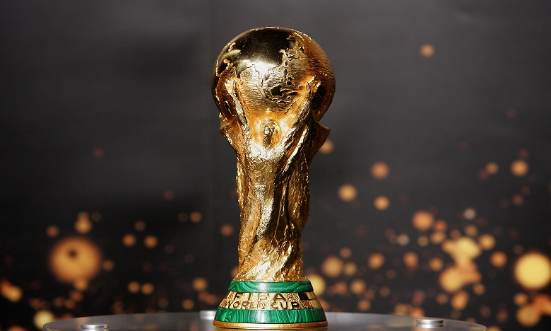 Crise ukrainienne : la Russie exclue de la Coupe du monde de football (FIFA)