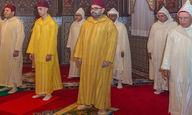 Sa Majesté le Roi Mohammed VI, Amir Al-Mouminine, commémore Laylat Al-Qadr bénie