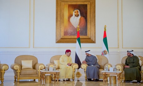S.A.R. le Prince Moulay Rachid représente S.M. le Roi à la présentation des condoléances suite au décès de S.A. Cheikh Khalifa Ben Zayed Al Nahyane