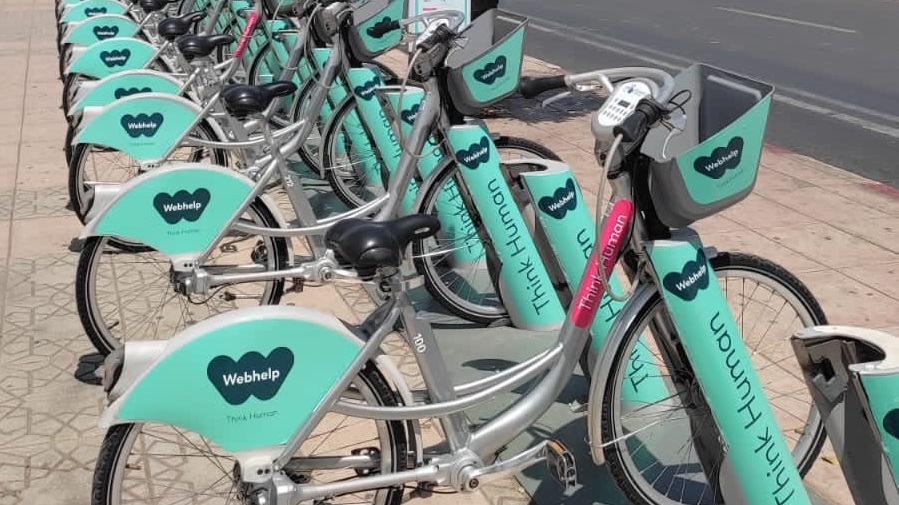 Eco-mobilité : Webhelp Maroc s’associe à Medina Bike Marrakech