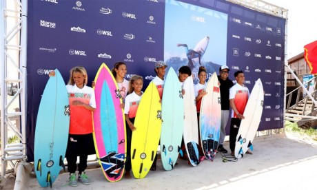 Qualifying Series junior de surf: près de deux cents raiders en compétition à Casablanca