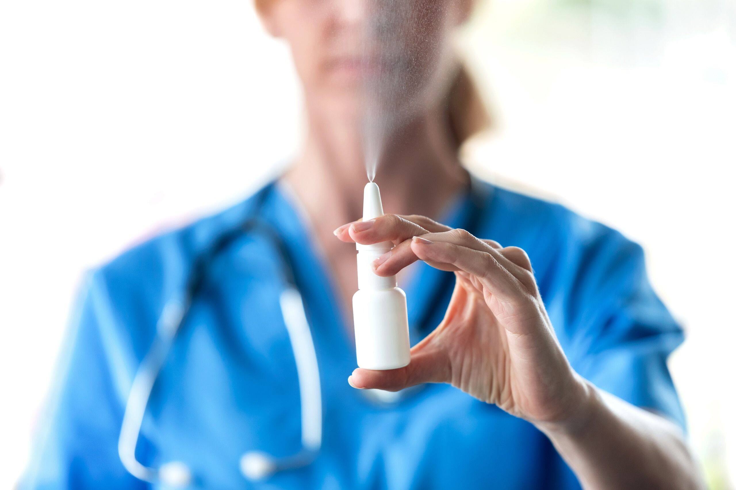 Covid-19 : des chercheurs allemands développent un vaccin nasal aux résultats prometteurs  