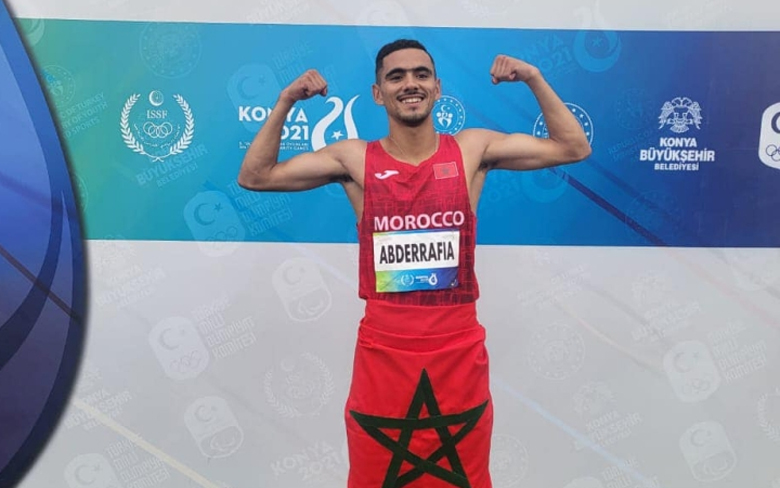 Abderrafiae Bouaâssel, médaillé d'or en 3.000 m steeple à Konya.