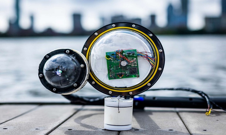 Researchers invent a battery-less camera to explore the seabed