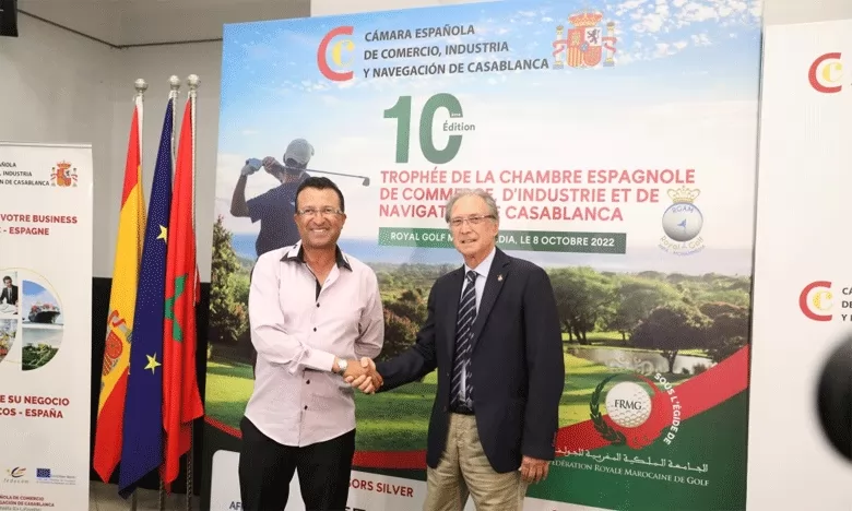 Juan Garcia Muñoz, président de la Chambre espagnole, accompagné de Reda Benrokia, directeur du tournoi. Ph. Seddik