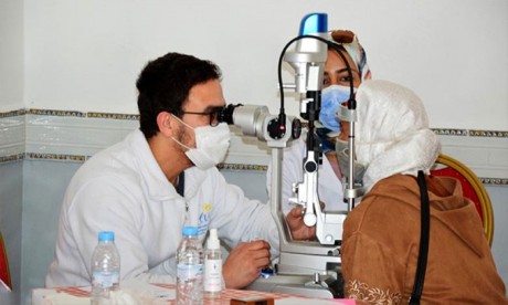Lancement du 1er diplôme universitaire international francophone d'ophtalmologie à Rabat