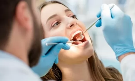 Les maladies bucco-dentaires touchent près de la moitié de la population mondiale (OMS) 