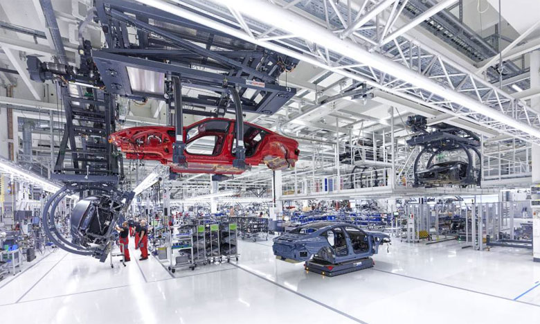 En phase avec son approche globale «Audi 360factory», tous les sites de production fabriqueront des véhicules entièrement électriques d'ici 2029.
