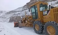 Chutes de neige : Des routes fermées à la circulation à Ifrane et Midelt