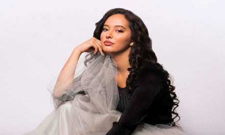 La chanteuse canado-marocaine Faouzia remporte deux prix aux AFRIMA Awards