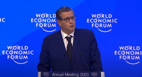 Akhannouch au Forum de Davos : Le Maroc veut instaurer désormais un partenariat « d’égal à égal » avec ses partenaires