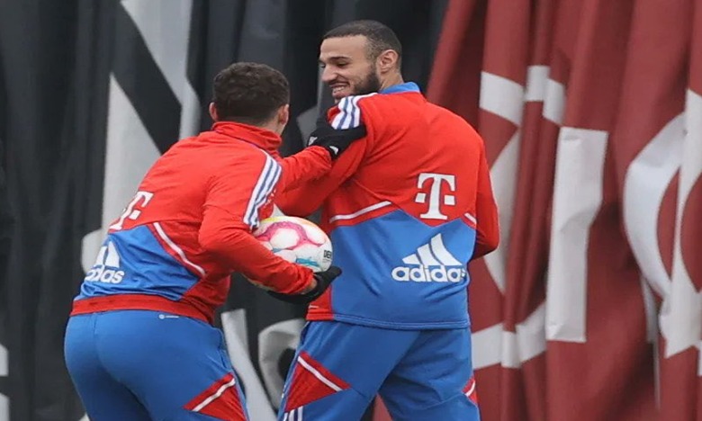 Bayern Munich : Standing ovation pour Mazraoui après son retour à l’entraînement 