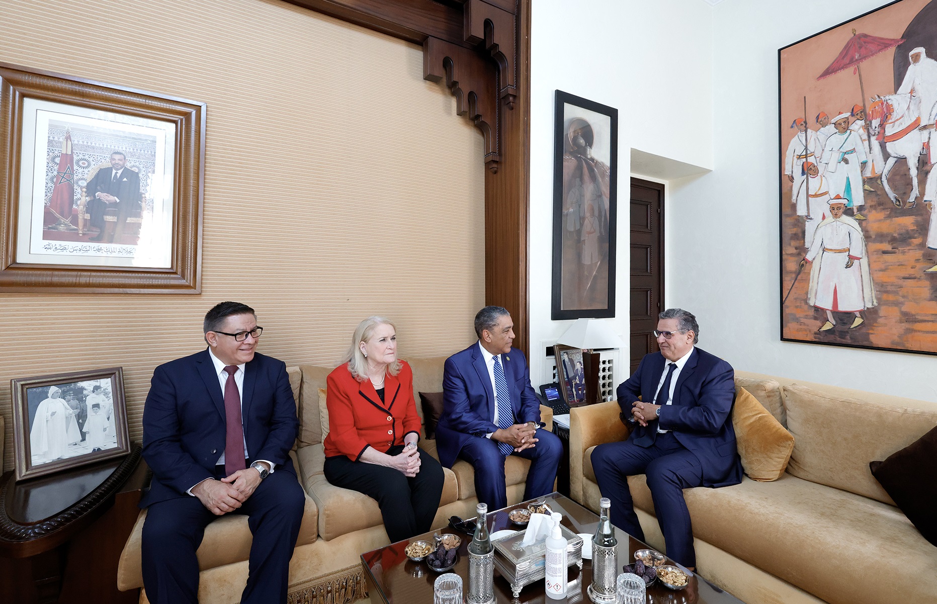 Akhannouch reçoit une délégation du Congrès américain, représentant le Parti Démocrate US
