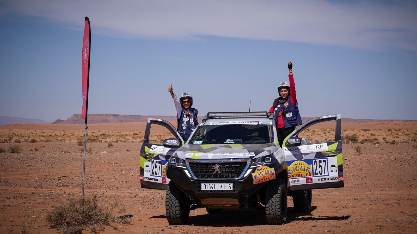 L’équipage mére-fille de Peugeot remporte l'édition 2023 du Rallye Aicha des Gazelles