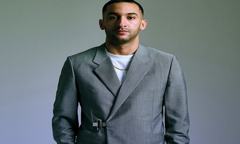 Le décés de son pére, sa relation avec sa mére, le Mondial 2022 â€¦ Ziyech à  cÅ“ur ouvert pour Vogue Nl