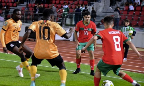 Phase de jeu du match Maroc-Zambie.